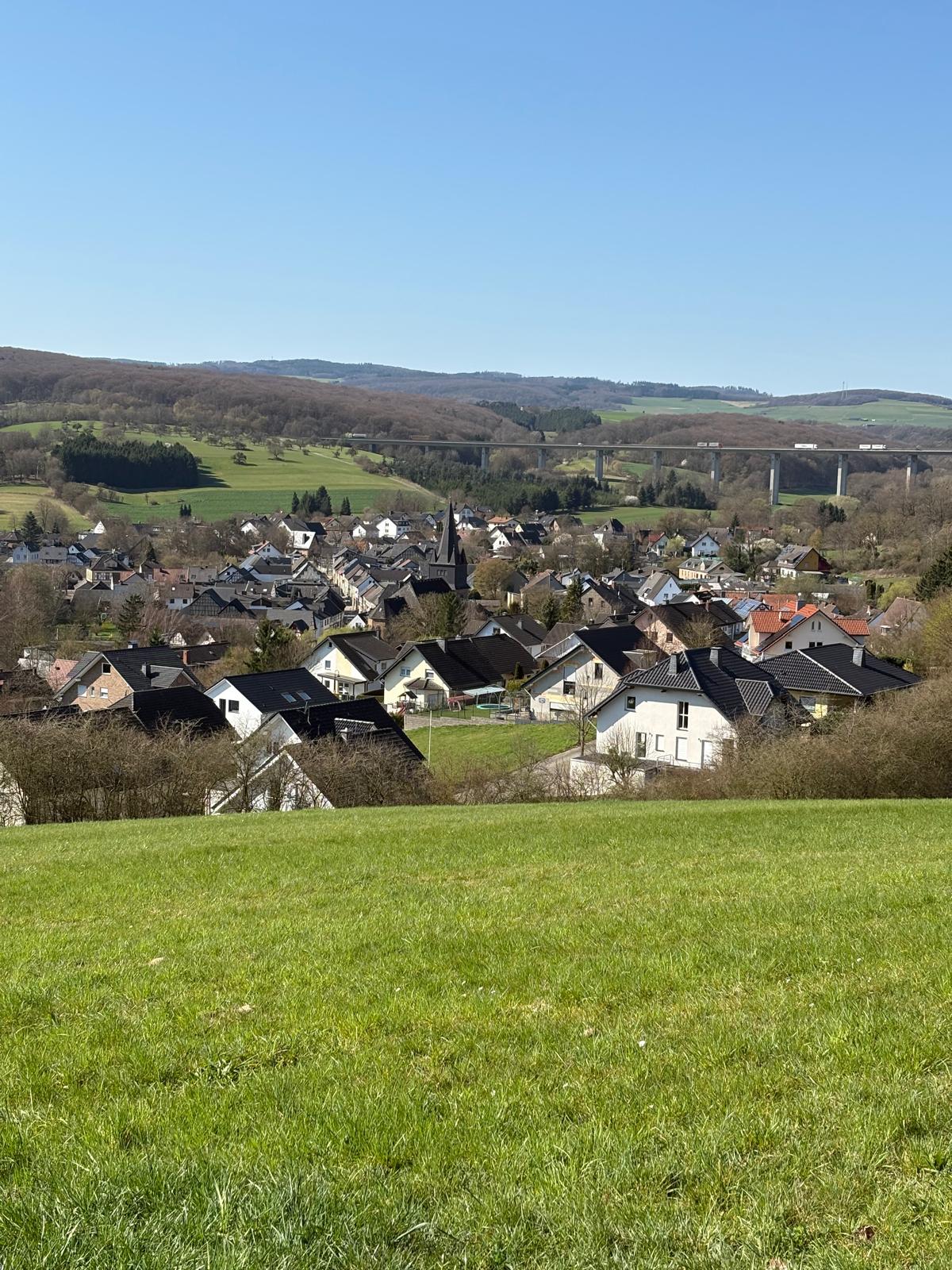 Landschaft Waldorf im Vinxtbachtal